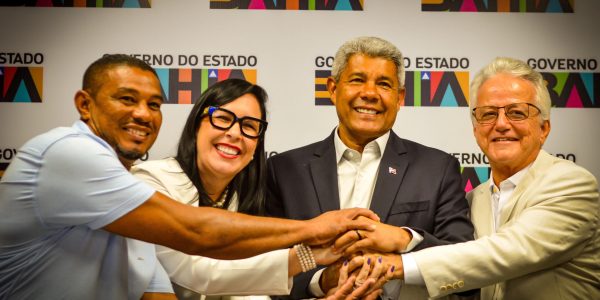 LUDMILLA, GOVERNADOR E PREFEITO DE ARAÇÁS